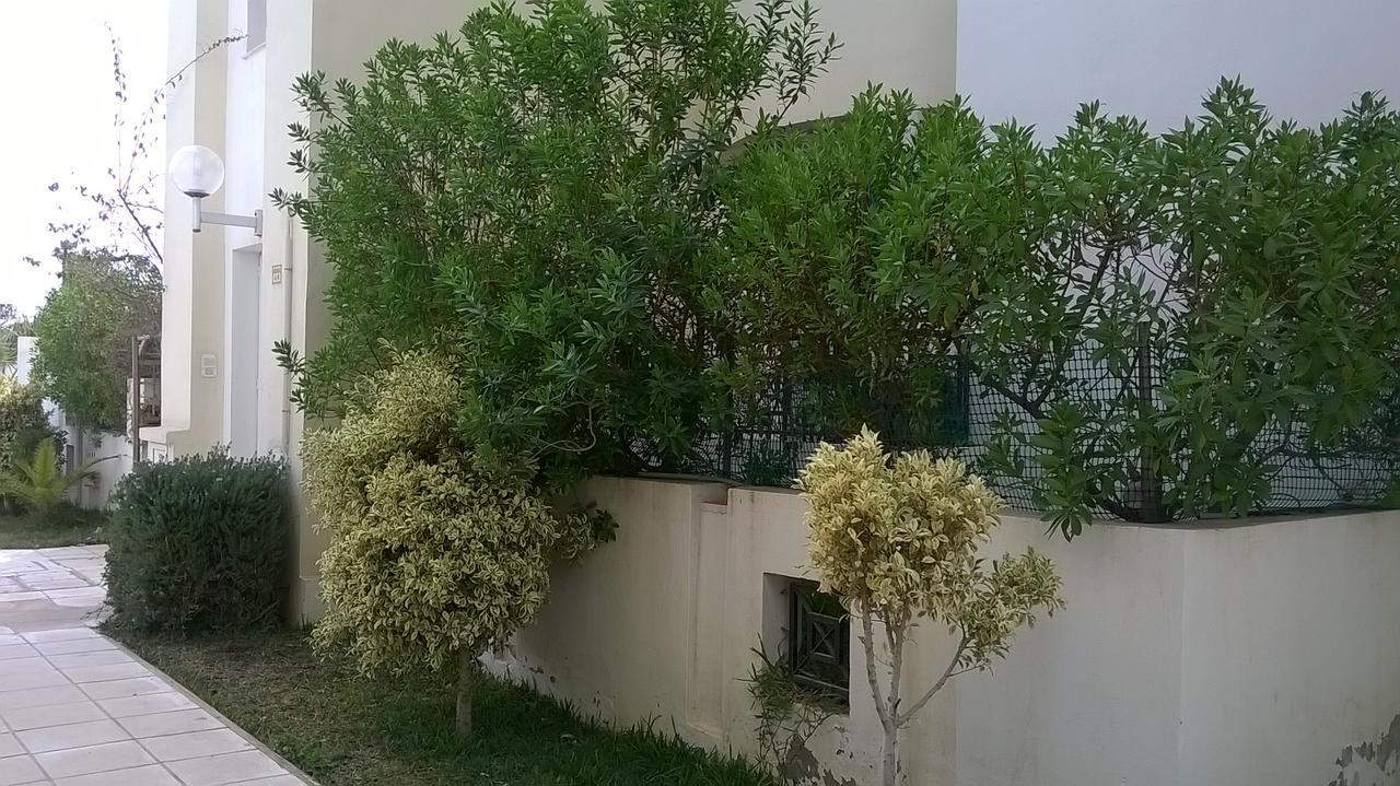 Happy House Ennasr Apartment Ariana Exterior photo